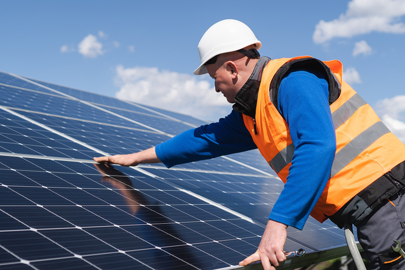 Sachverständiger Photovoltaik bei DA Elektrobau in Rodgau